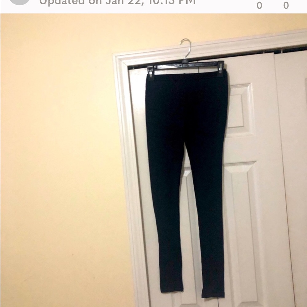 CHUNS SILKY LEGGINGS Fits S, M